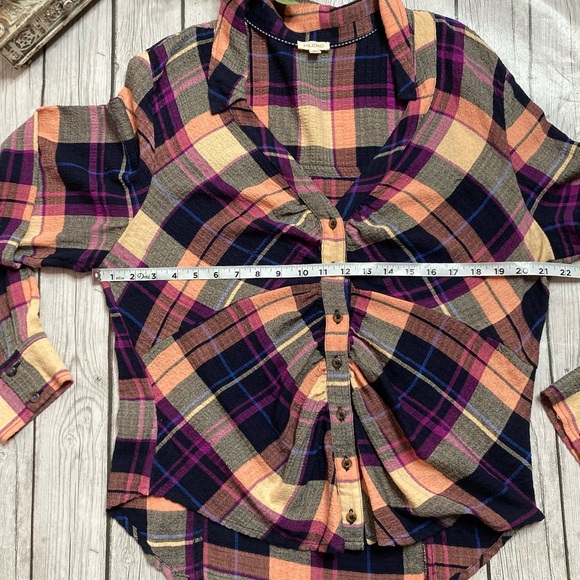Anthropologie/PILCRO Gauze Plaid Ruched Button Down Shirt - Picture 8 of 13